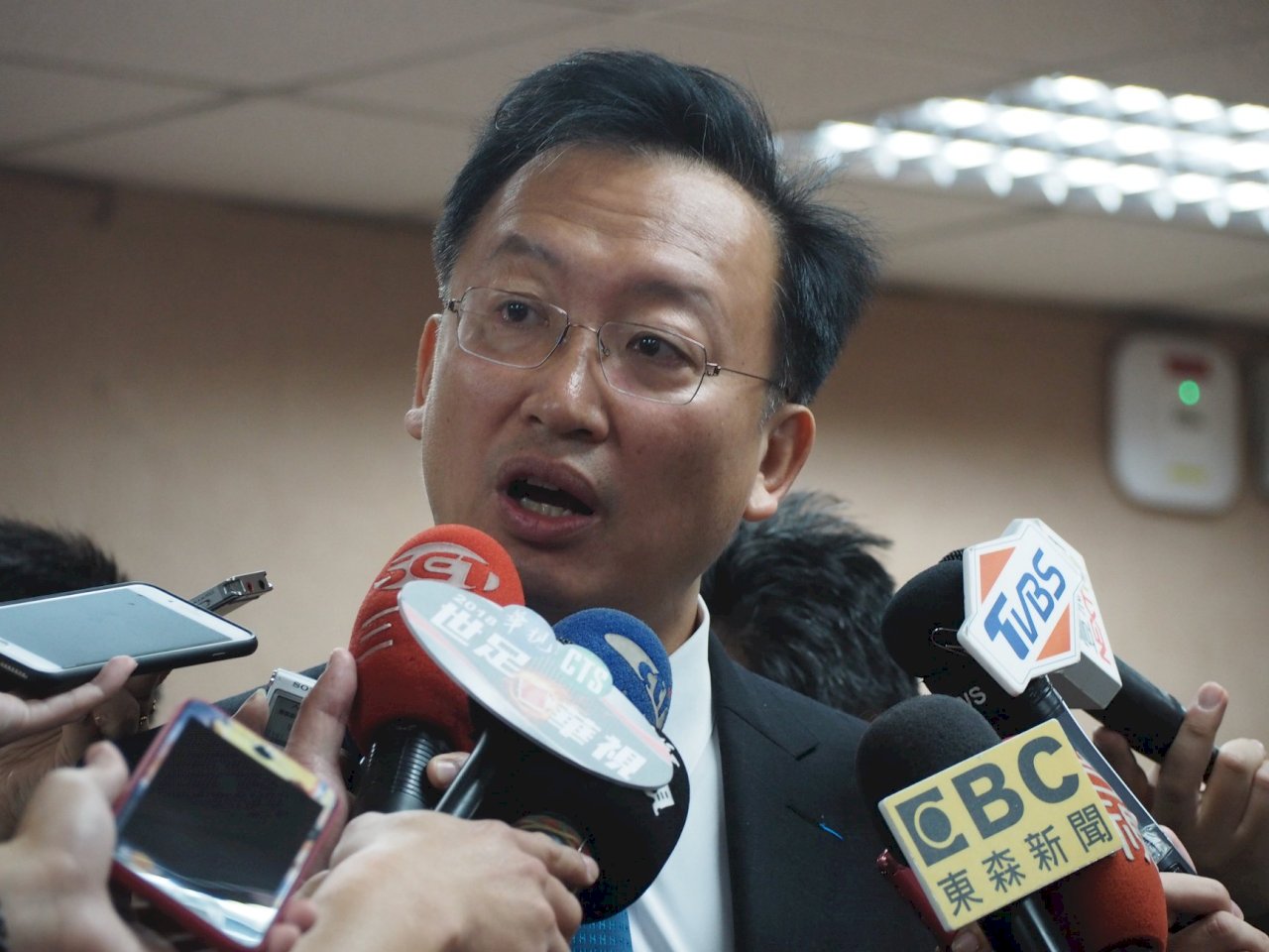 台人加國犯案在韓被逮 外交部：爭取引渡