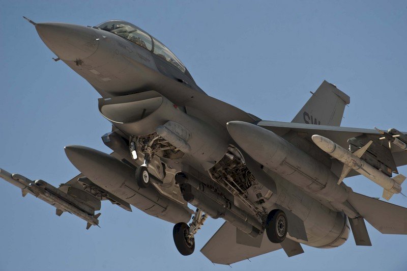 美飛機公司授權 印度將獨家生產F-16