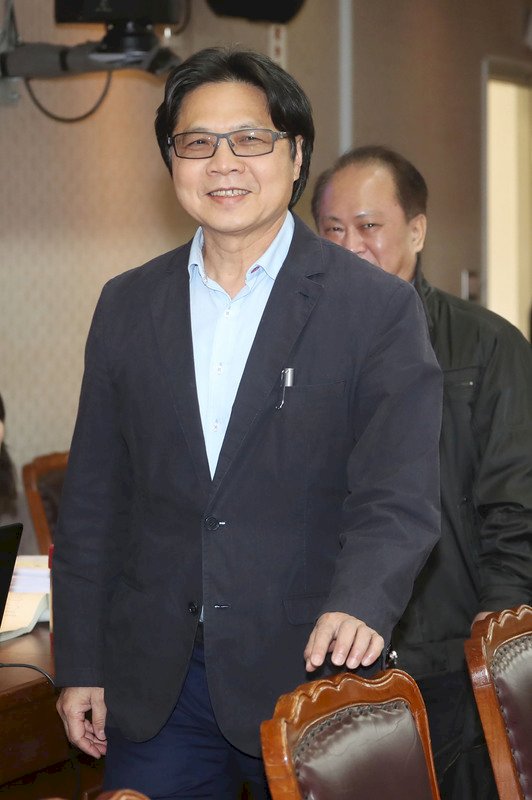 柯文哲「進駐」派出所 葉俊榮：關心警察是好事