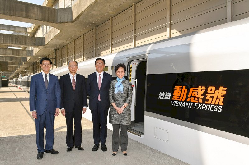 高鐵香港段測試首現問題 車輪偏離路軌
