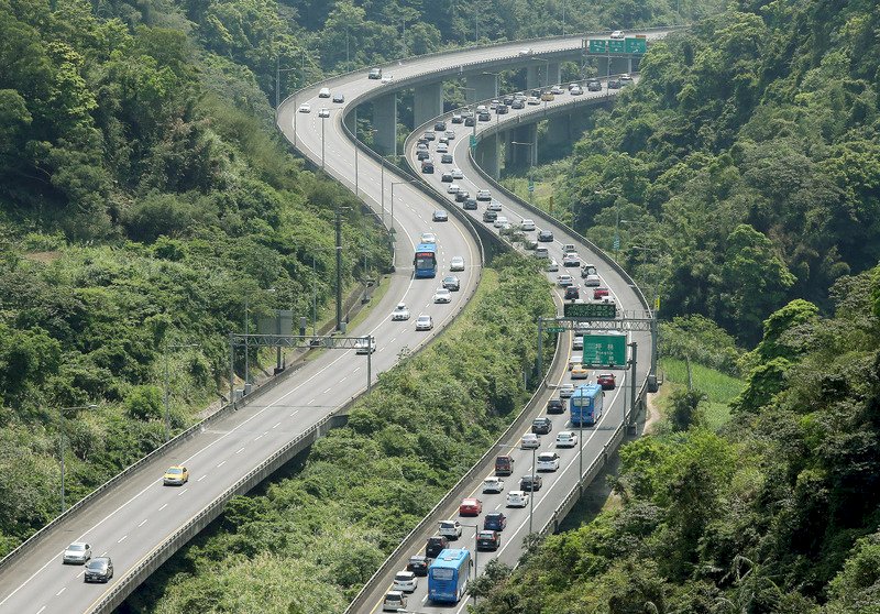 連假第3天 午後2時國道北返現車潮