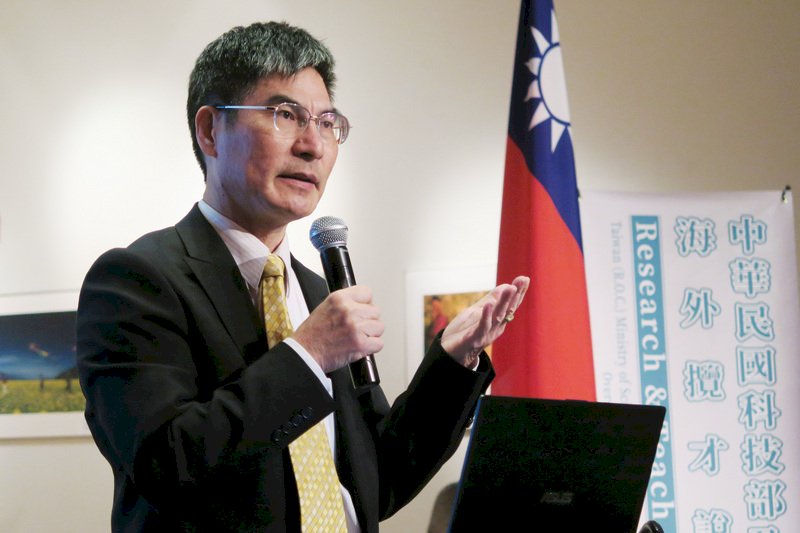 教長專利惹議 陳良基：須做好利益迴避