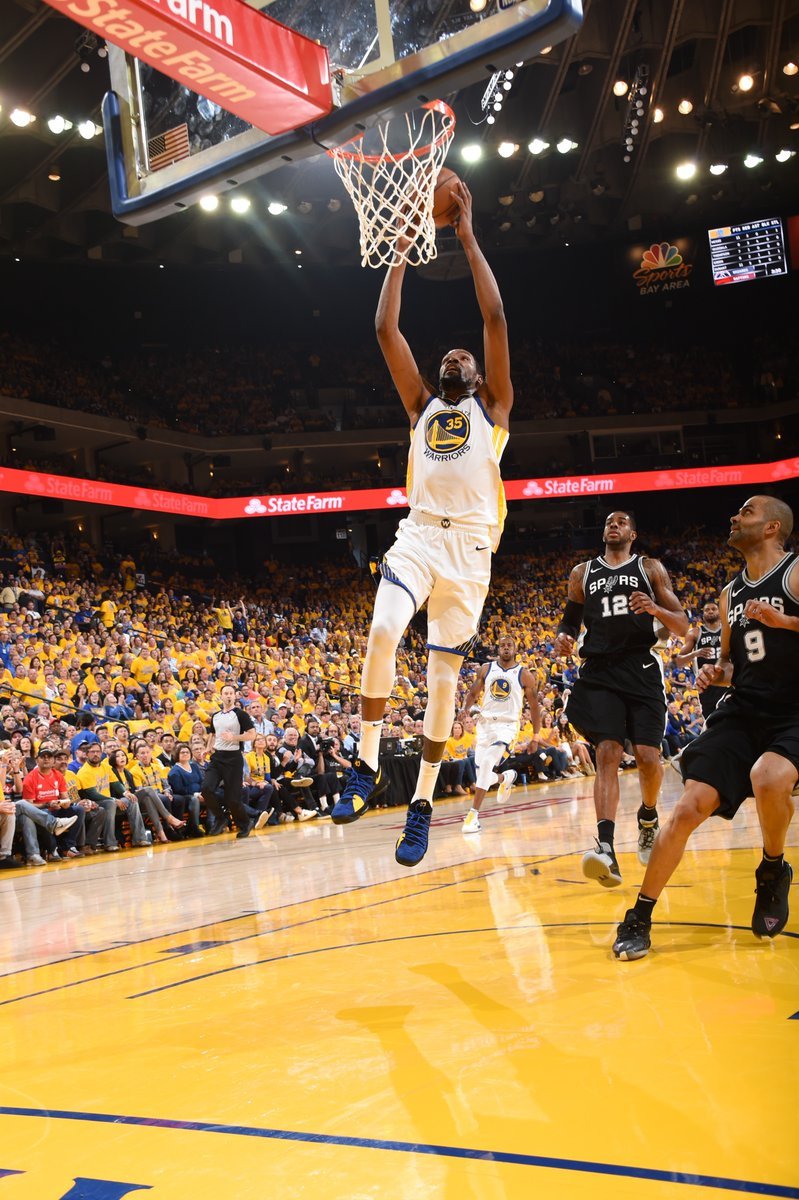 NBA季後賽 勇士首戰勝馬刺
