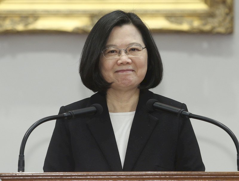 美供潛艦行銷核准證 總統：助維持台海現狀