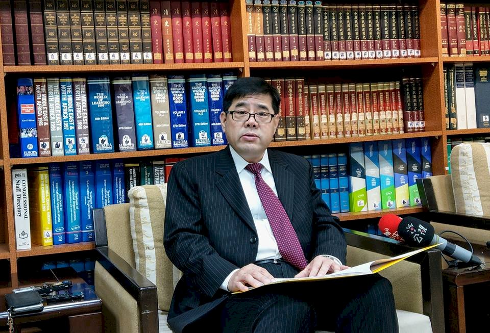 外交部推免試換駕照 加拿大10省全達陣