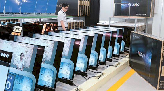 韓廠考慮撤中電視組裝 台經院：台有利有弊