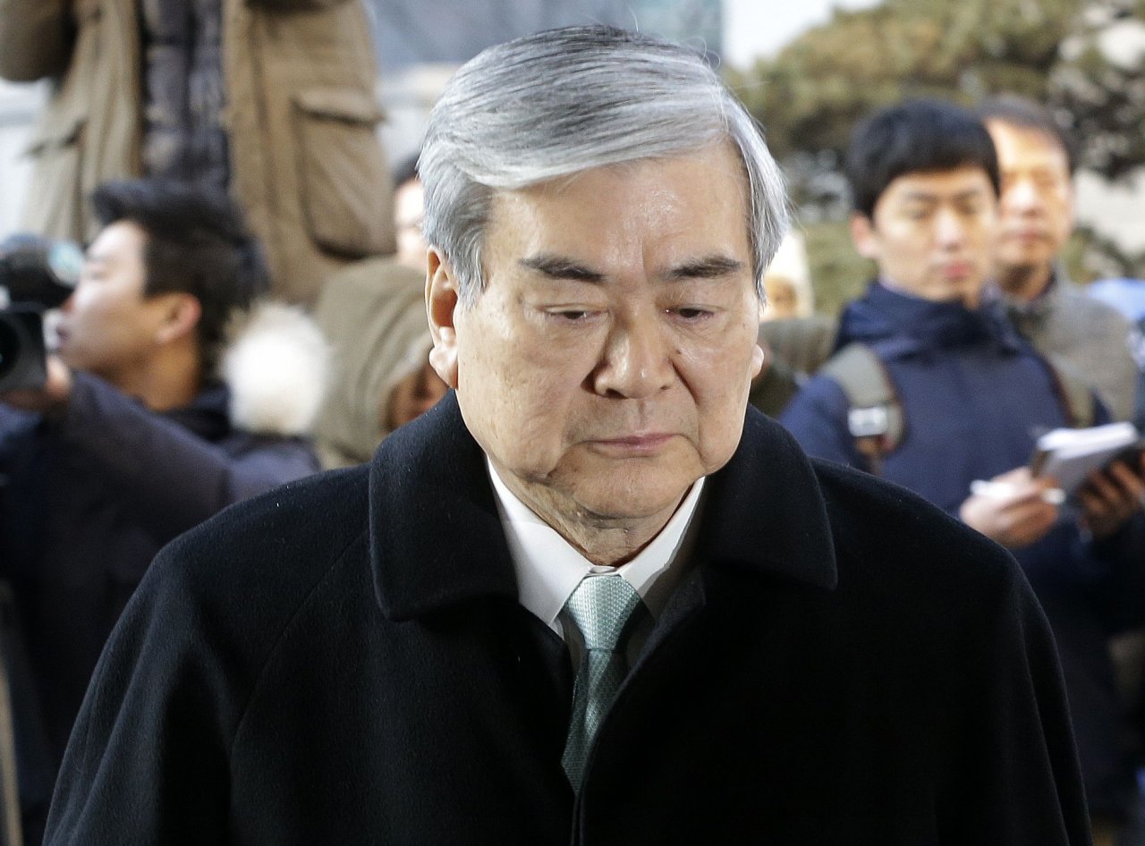 家族深陷醜聞風波 韓航會長趙亮鎬辭世