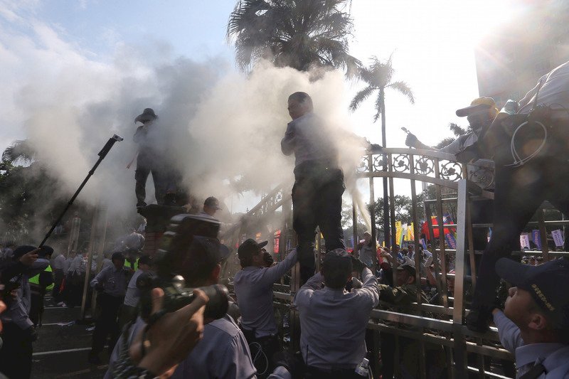 反軍改暴力抗爭 綠譴責藍指可理解