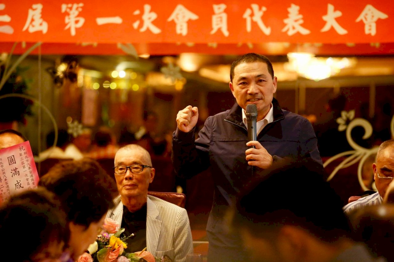 展開整合 侯友宜拜會周錫瑋談市政
