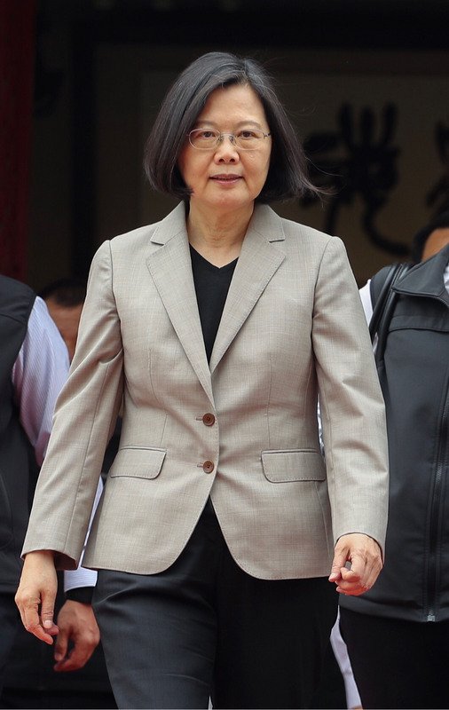 不畏反年改 總統：會堅定不移走下去