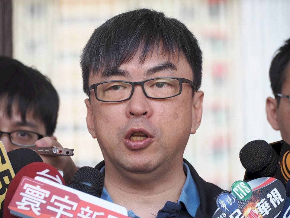 黨團投票挺政院版 段宜康：遵守黨團決定