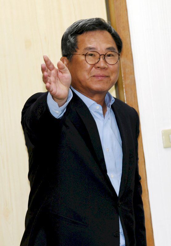 北市選戰 柯指：合作最好 民進黨：思考黨利益