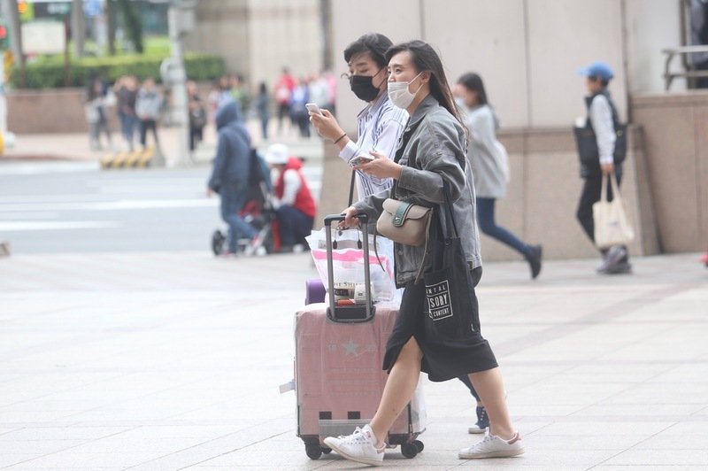 境外空污來襲 北部空氣品質亮橘燈
