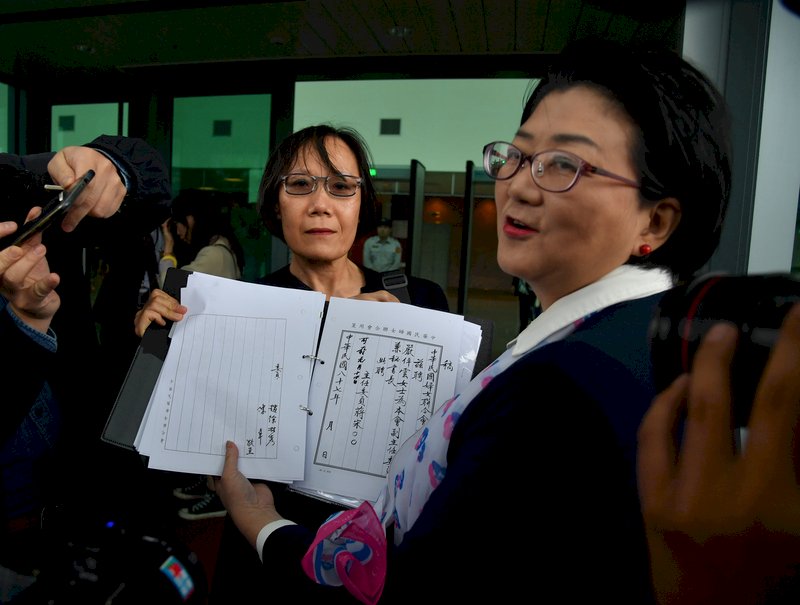 行政訴訟開庭 婦聯會、黨產會過招