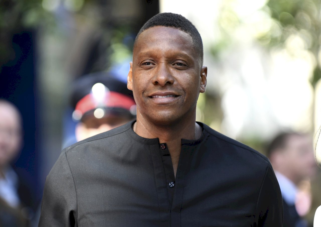 走進球場的代價 暴龍總裁遭NBA罰款75萬