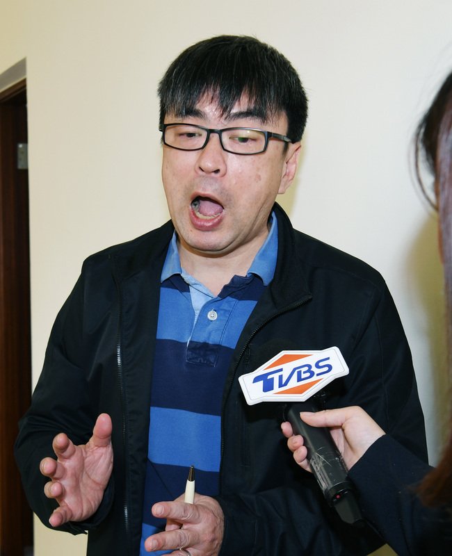 調高警察年功俸 段宜康擬提案再調整