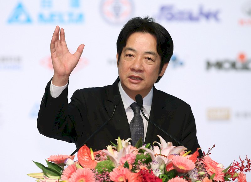 賴揆端政策牛肉 明宣布解決青年低薪方案