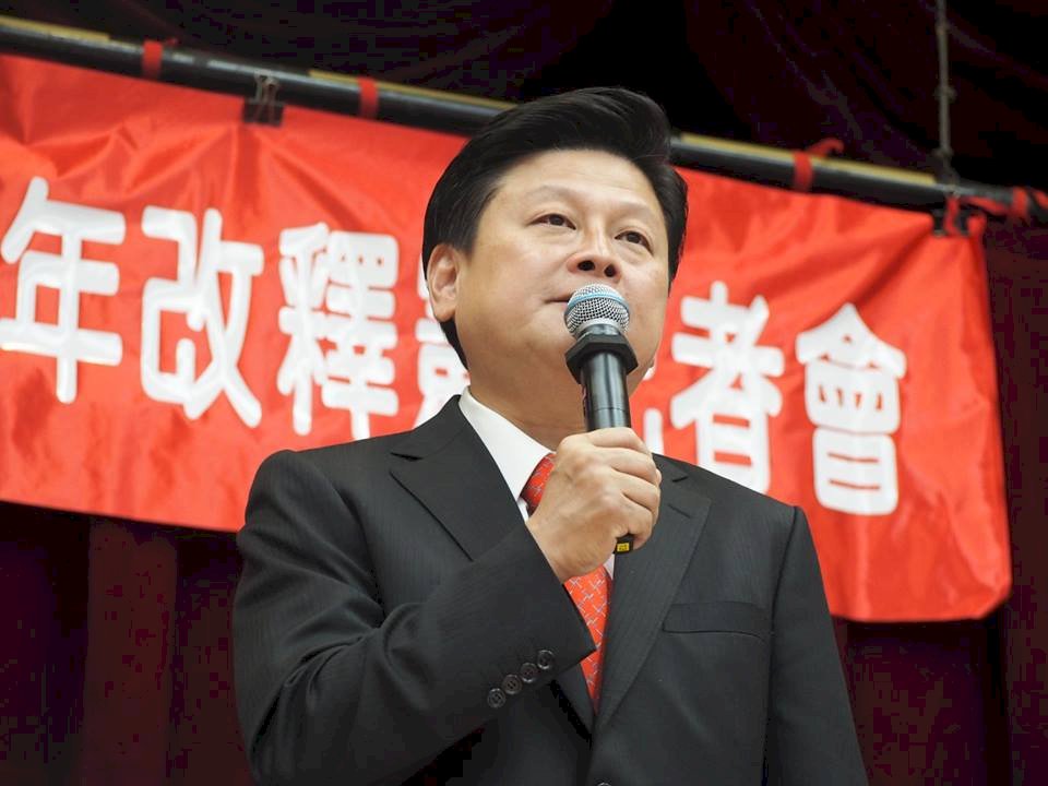 傅崐萁為年改提釋憲 國防部：尊重各界意見
