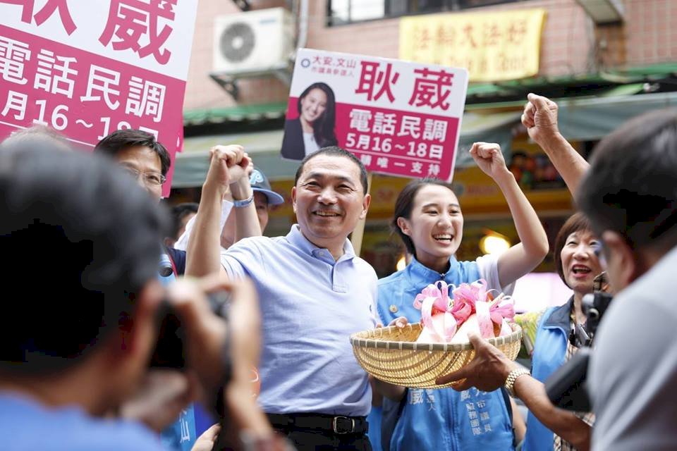 蘇指參選為守地盤 侯：參選是為新北打拚