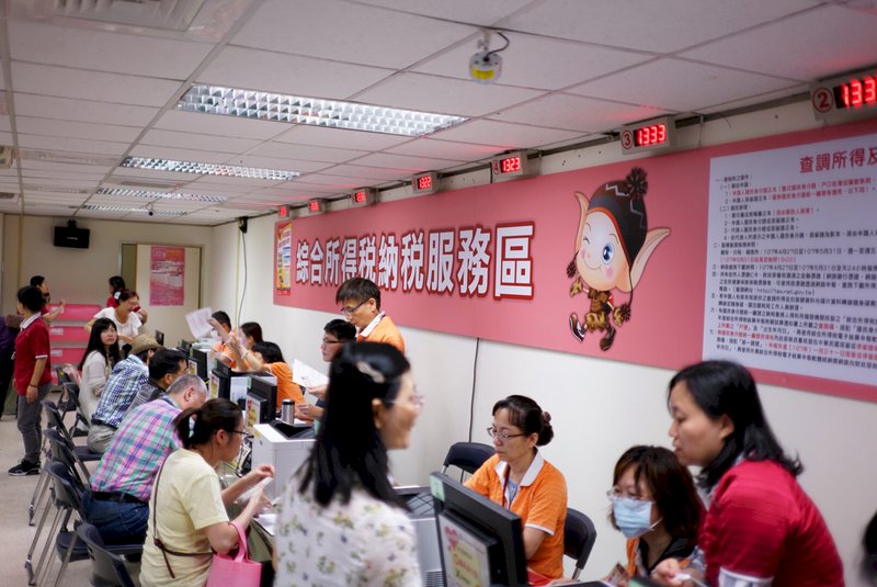 上班族6成3不熟報稅 2成8拖到最後繳