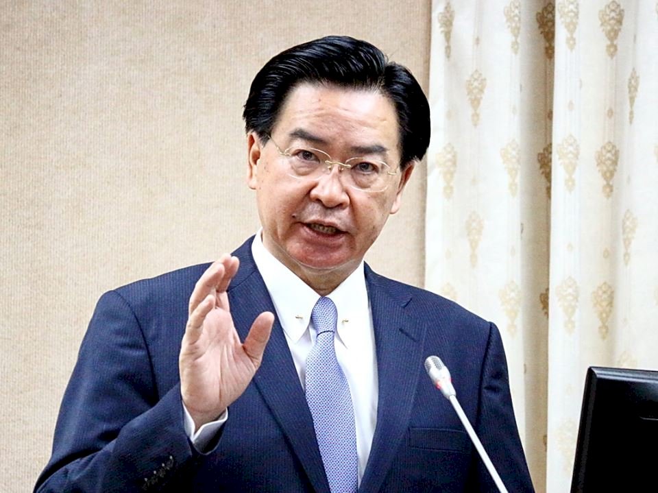 如何稱呼中華人民共和國 吳釗燮：「中國」