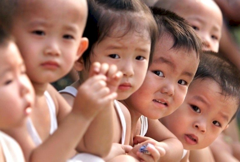 一胎化拖累 世紀中葉中國成長恐輸美國