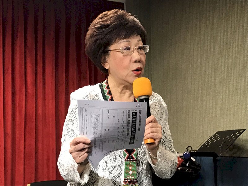 總統府：陳菊拜會呂秀蓮 互動氣氛融洽