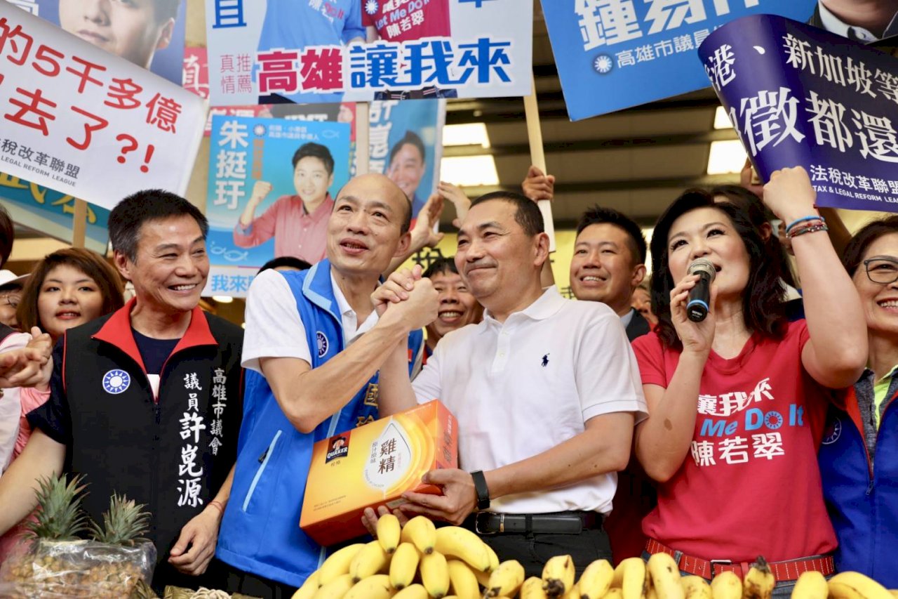 侯友宜南下 與韓國瑜合體造勢