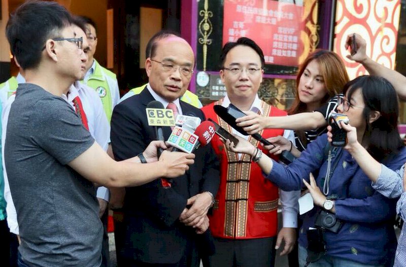 新北負債引爭論 侯友宜蘇貞昌各抒己見
