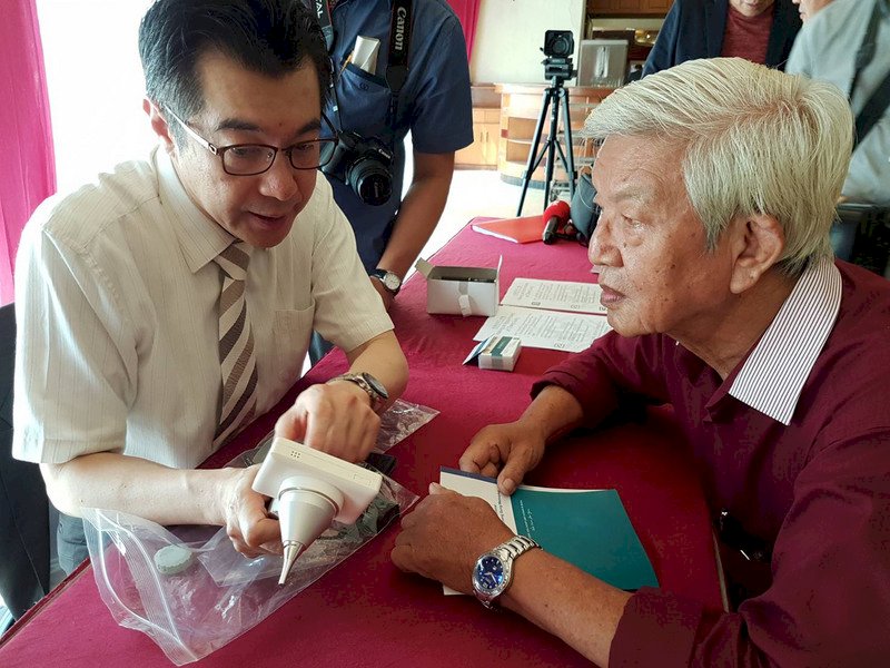 改善睡眠品質 長庚團隊印尼開講