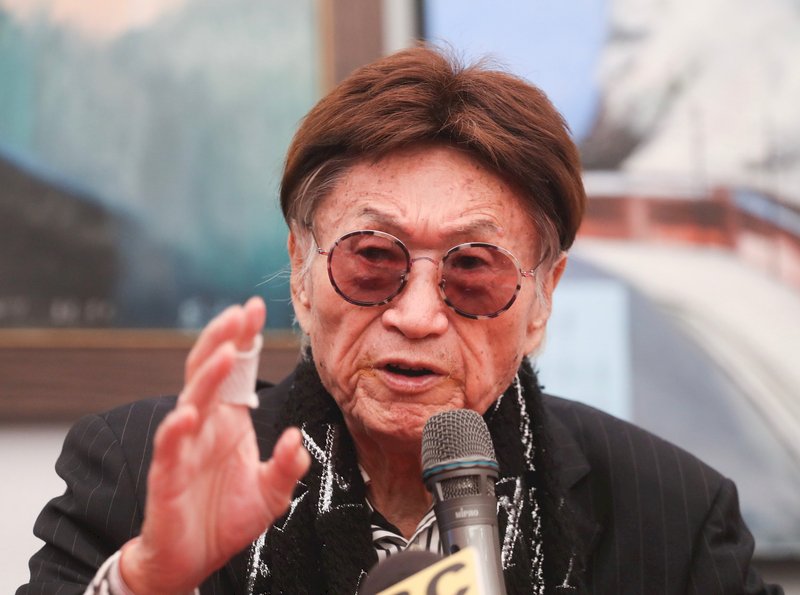 傅達仁安樂死倒數 不忘秀轉播棒球奇技