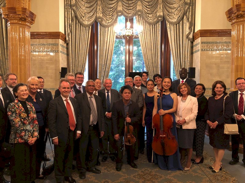 駐英處仲夏夜演奏會 天黑黑三重奏博喝采