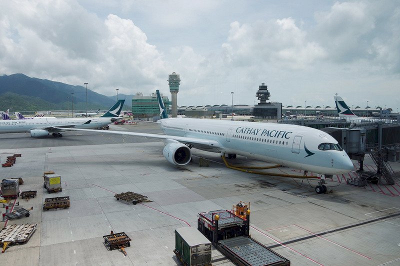 香港國泰A350航機引擎零部件故障 全球首例