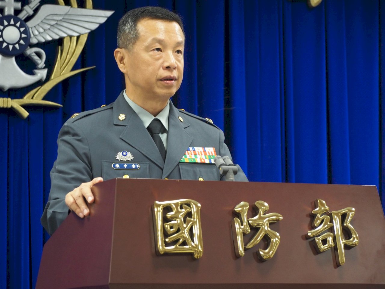 薛瑞福指可派航母越台海 陳中吉：照程序處理