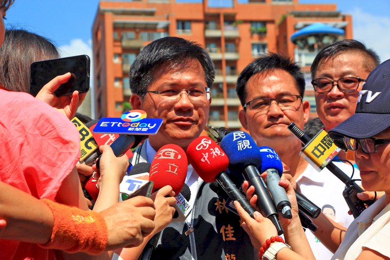 亞青運CF曝光 林佳龍：年輕選手感動人心