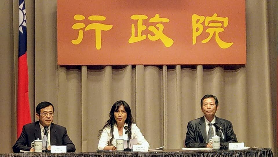 賴揆：政策奏效 經濟持續強化復甦