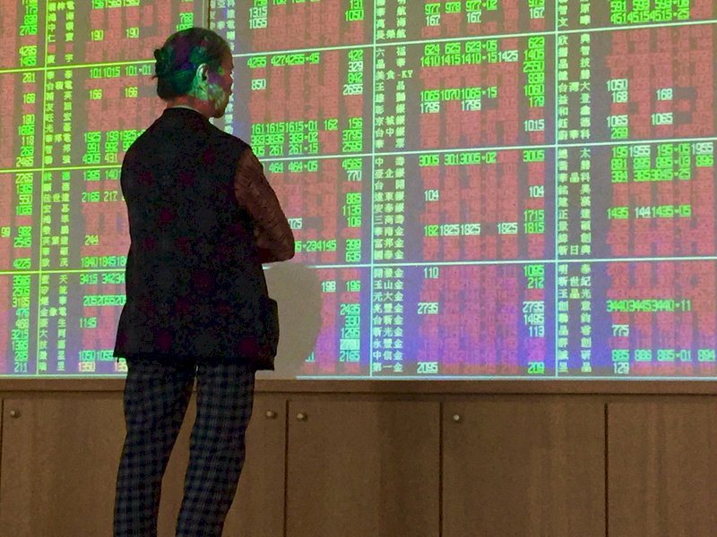 Fed降息隱藏危機 市場：關注後續總經數據變化