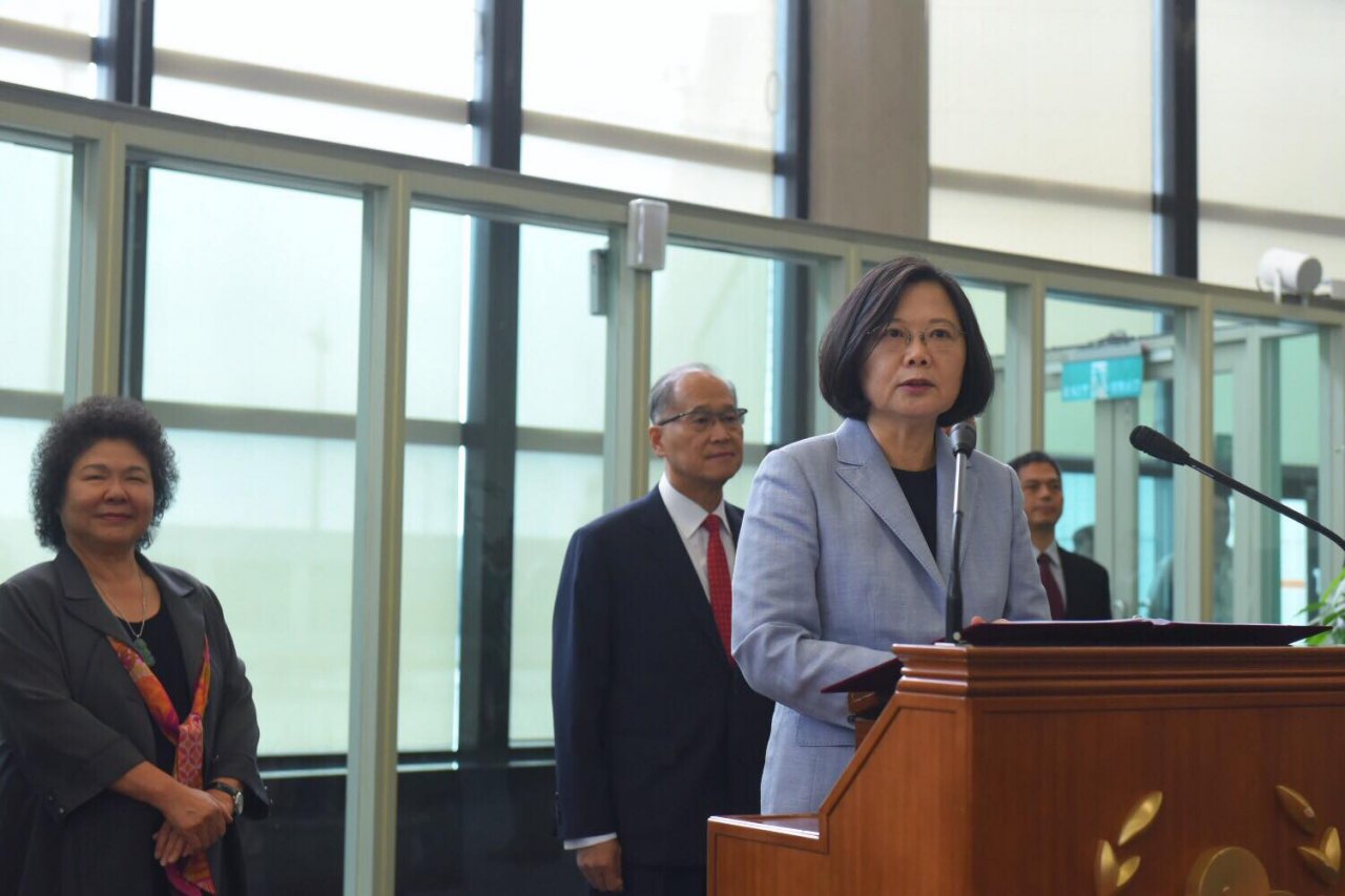 同慶之旅啟程 蔡總統：不畏艱難走向世界