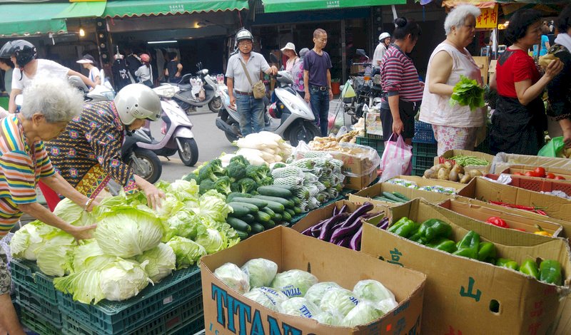 菜價漲16.3% 農糧署：豪雨加中元節休市