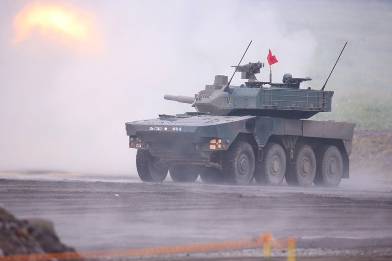 日本自衛隊火力演習 16式裝甲車實彈射擊