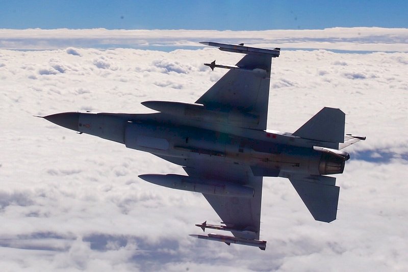 亞運代表團3日歸國 空軍戰機升空迎接