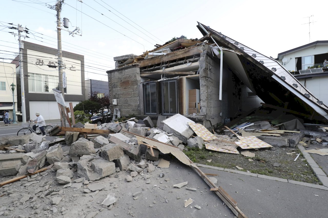 北海道地震新增10人命危 日全力搜救