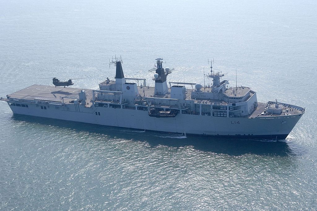 維護自由航行權 英艦行經西沙群島附近