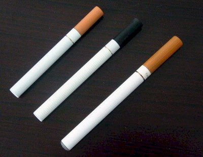 青少年迷電子菸已達流行病程度 美FDA擬禁
