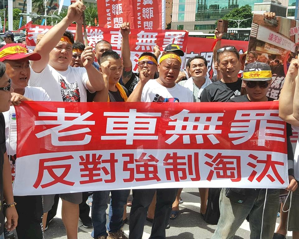環署：大貨車沒強制淘汰 符合標準即可