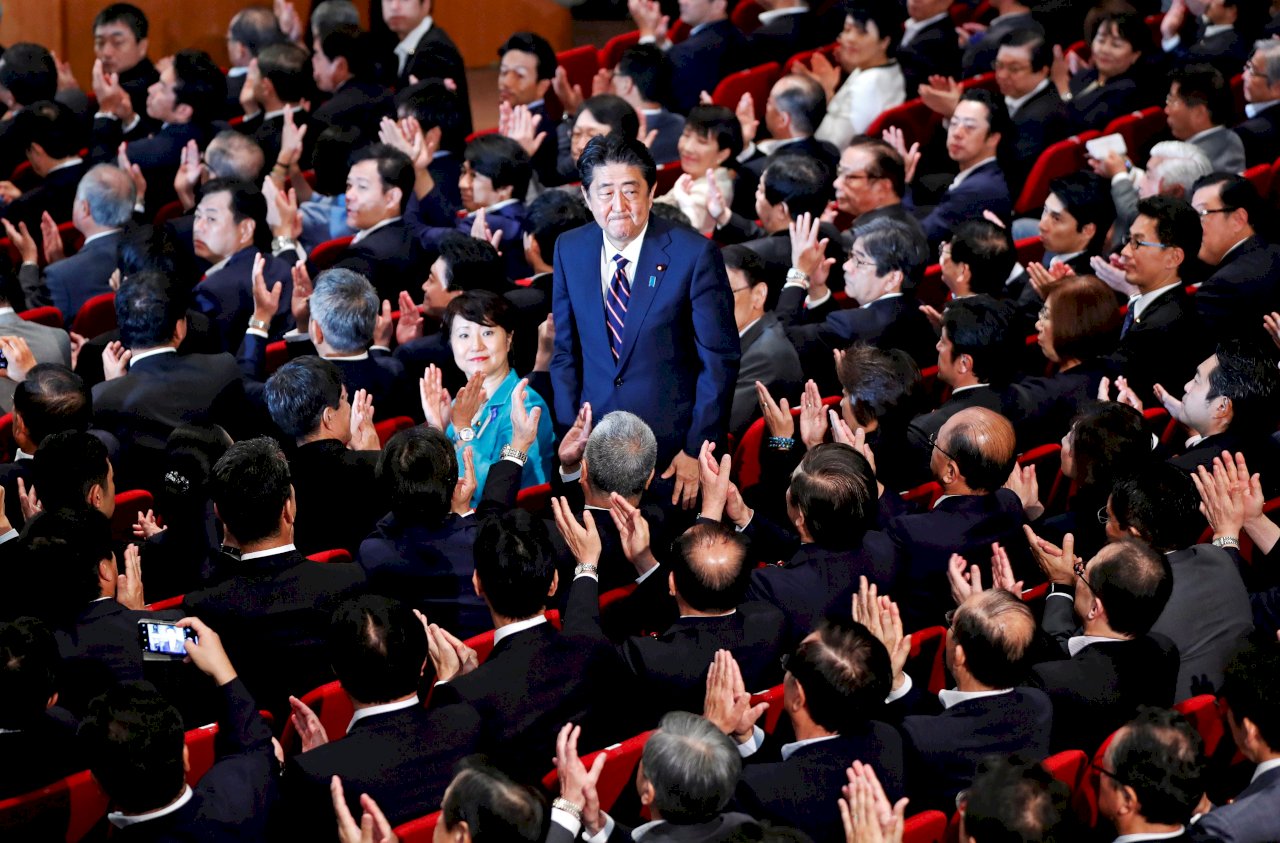 安倍當選自民黨總裁 朝在位最久首相邁進