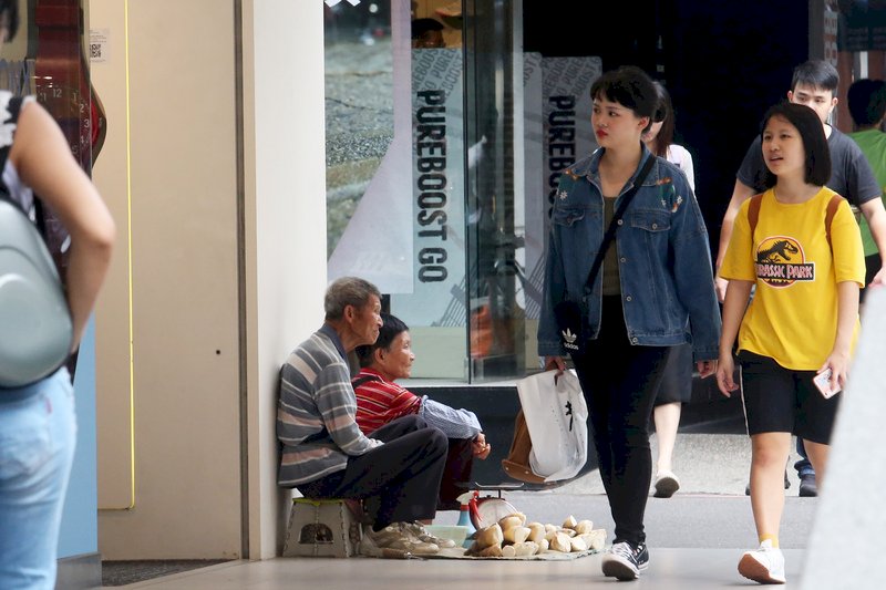 9月消費信心微升 惟貿易戰恐致景氣利多出盡