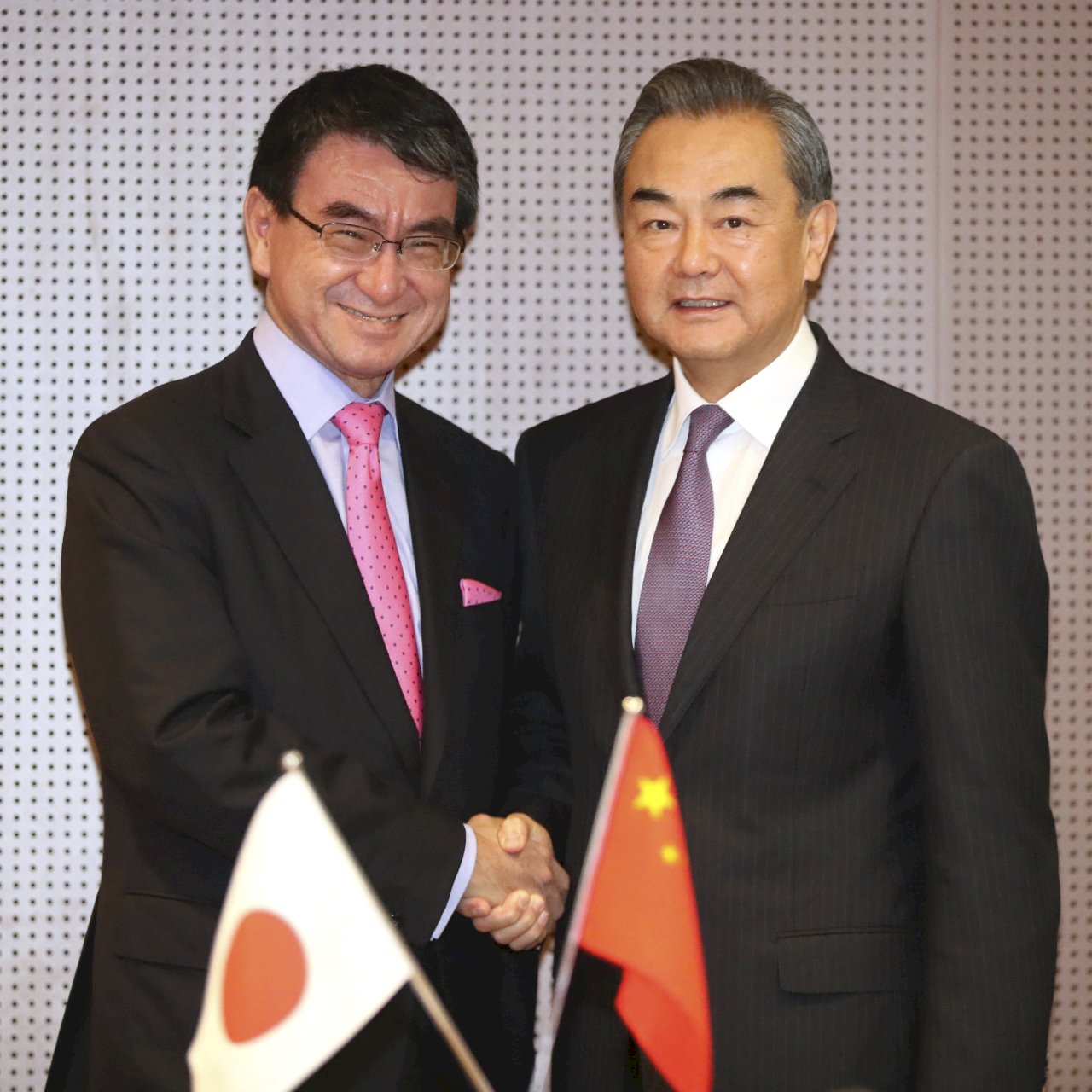 日要求共享北韓倒貨資訊 王毅：嚴加應對