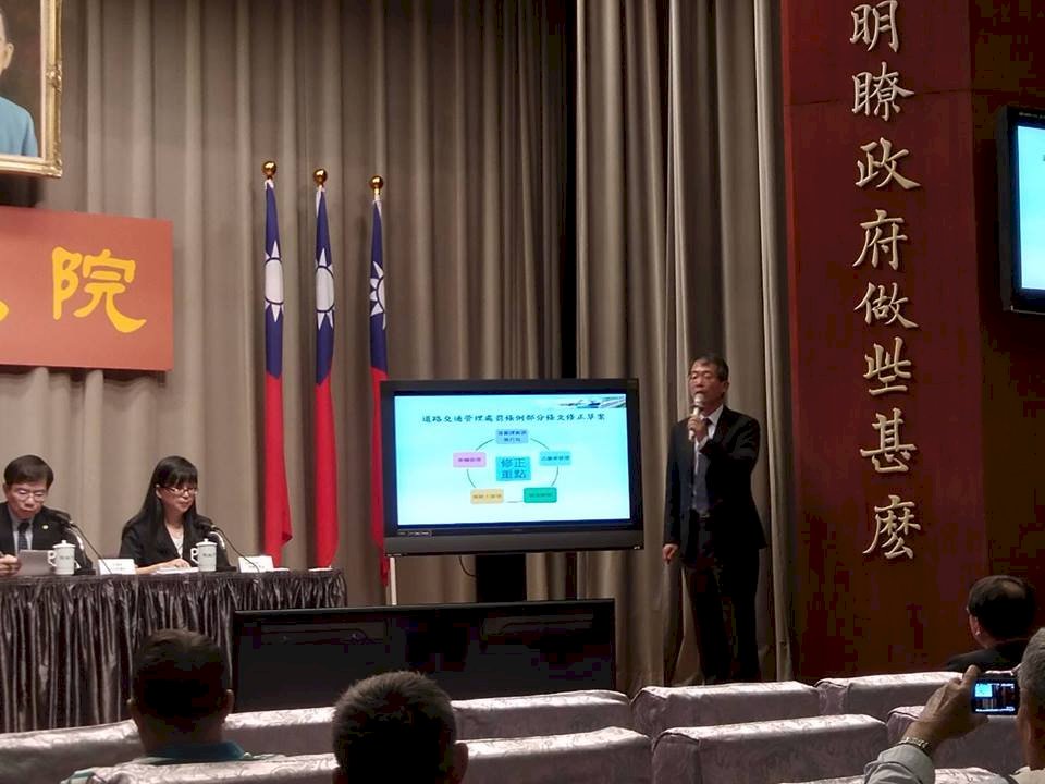 政院修法 道安講習費用由酒駕者負擔