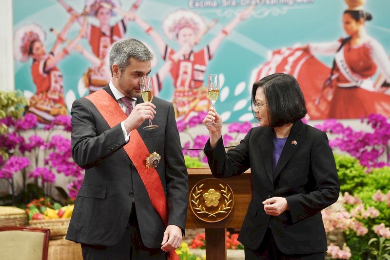 總統國宴款待阿布鐸 盼台巴邦誼代代相傳